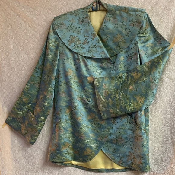 100% Silk Brocade Women's Swing Jacket. Made in Post-War Japan. - Picture 3 of 16